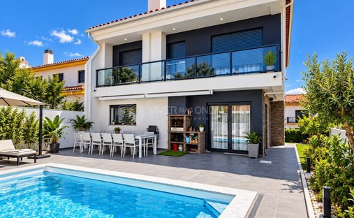 Maison à Charneca de Caparica et Sobreda, Setúbal Municipality, Portugal 1