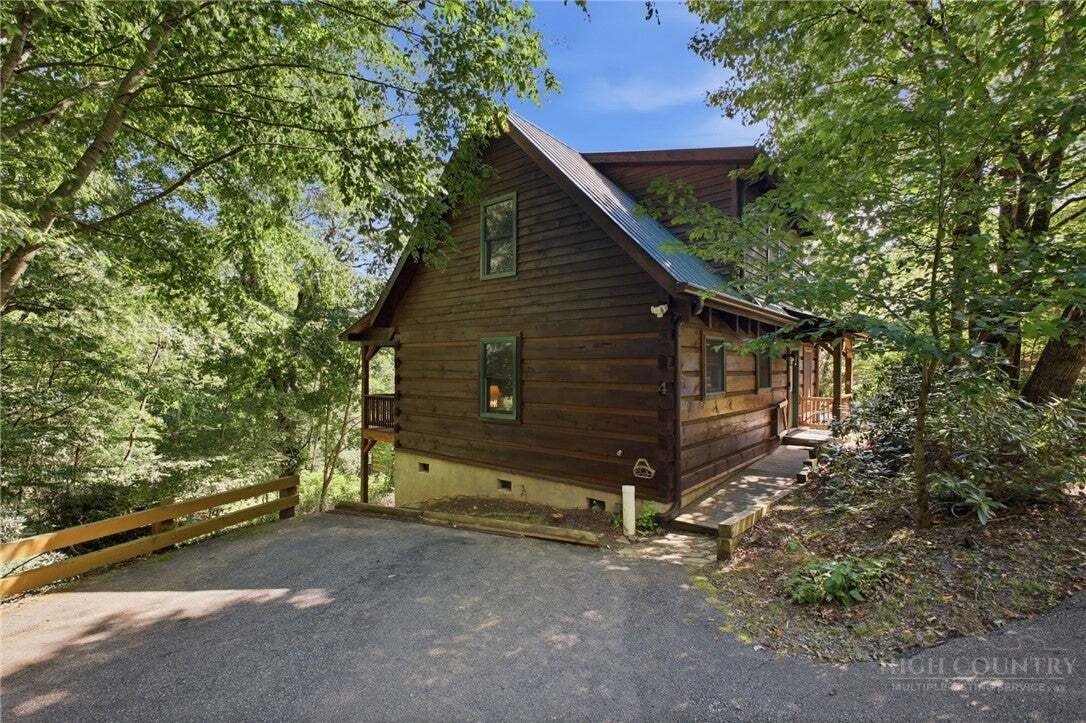 House in Blowing Rock, North Carolina, United States 1 - 18888908