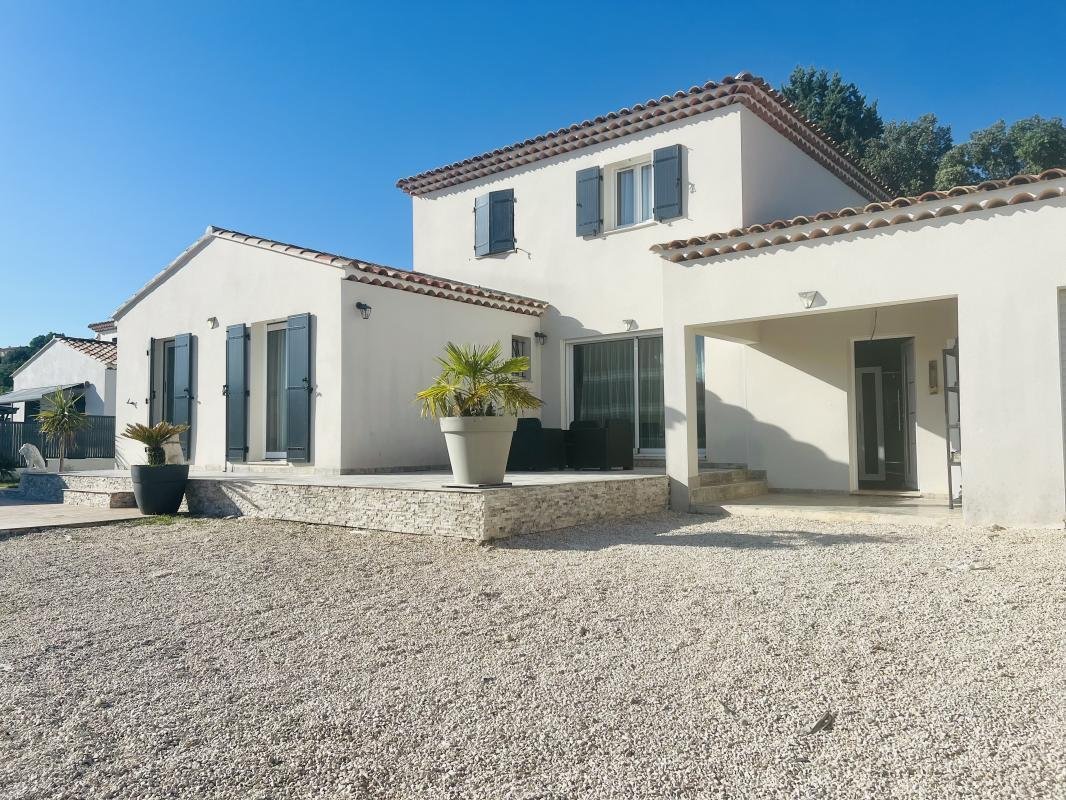 Villa en Ginasservis, Provenza-Alpes-Costa Azul, Francia 1 - 18880563