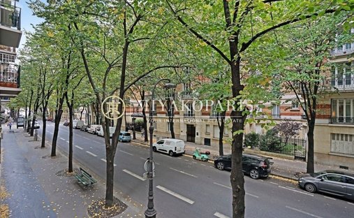 Apartment in Violet Commerce, Paris 15e Arrondissement, Paris 1