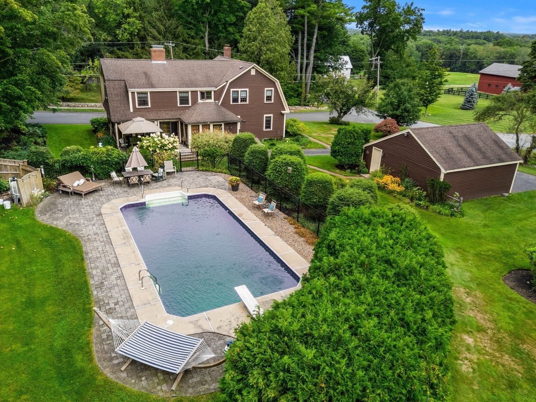 House in Topsfield, Massachusetts, United States 2 - 18878419