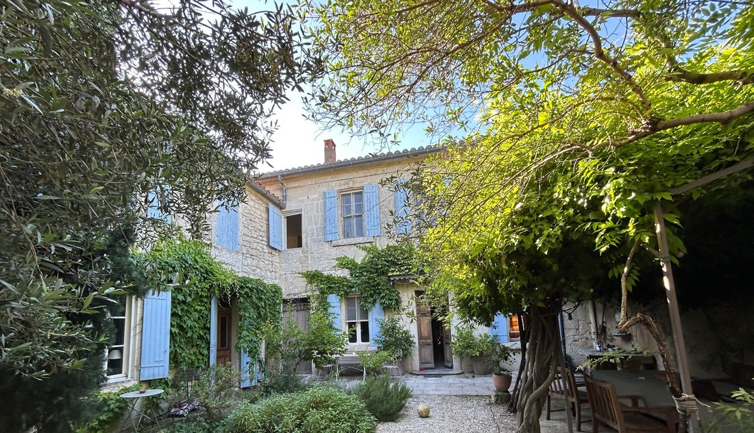 Maison à Fontvieille, Provence-Alpes-Côte d'Azur, France 1 - 18890700