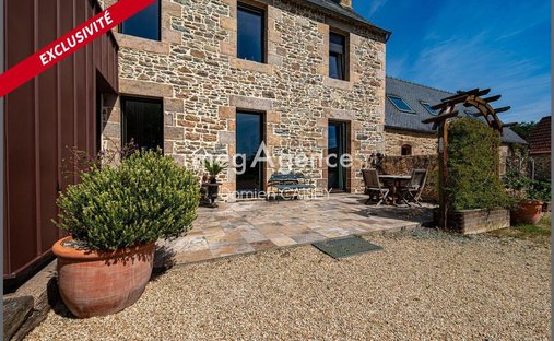 House in Sud Est, Perros-Guirec, France 1