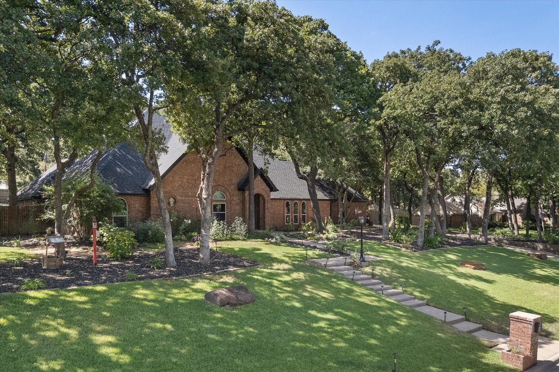 Casa a Keller, Texas, Stati Uniti 1 - 18889868