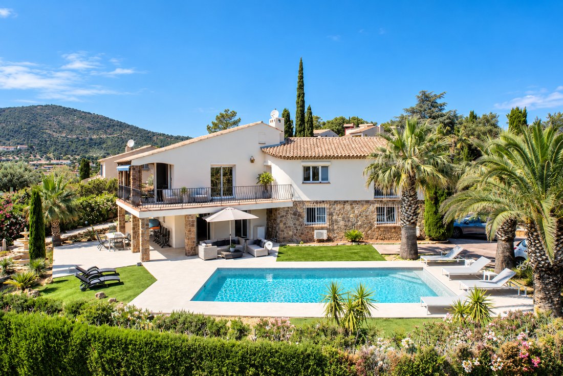 Villa a Les Issambres, Roquebrune-sur-Argens, Francia 1 - 13995049