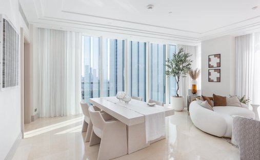 Apartment in Al Maryah Island / Jazeerat Al Maryah, Abu Dhabi, United Arab Emirates 1