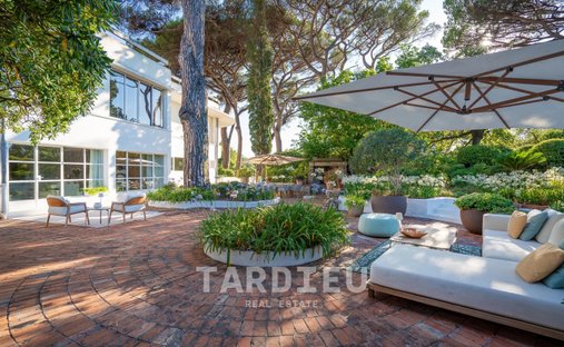 Apartment in Zone Ouest Urbaine, Saint-Tropez, France 1