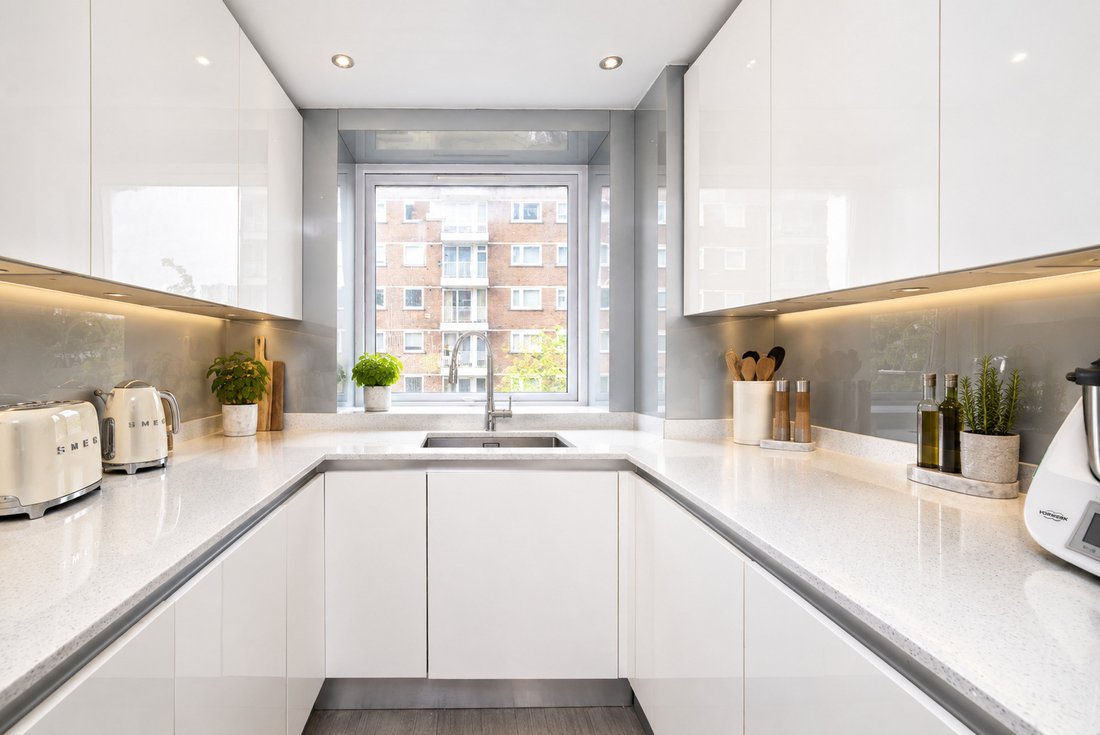 Apartment in St John's Wood, Westminster, England 4 - 18062704