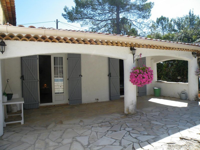 Haus in Tourrettes, Provence-Alpes-Côte d'Azur, Frankreich 3 - 18882187
