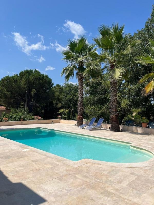 Villa à Le Val, Provence-Alpes-Côte d'Azur, France 2 - 18887337