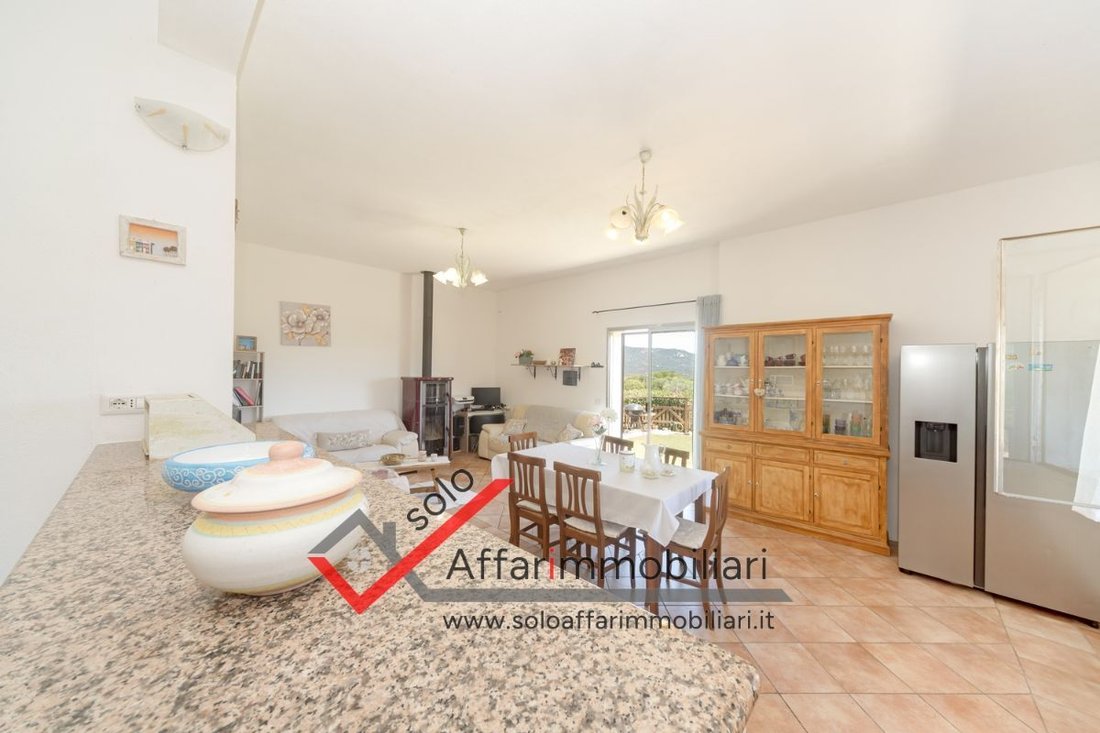 Villa in Centro, Olbia, Italy 3 - 18879456