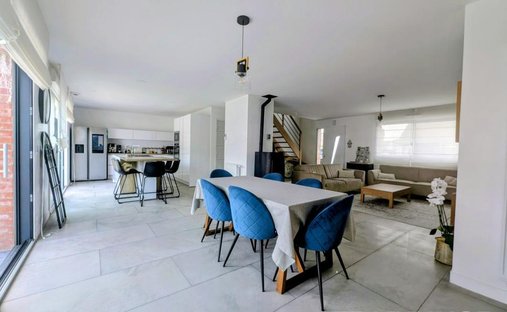Casa en Est, Orchies, Francia 1