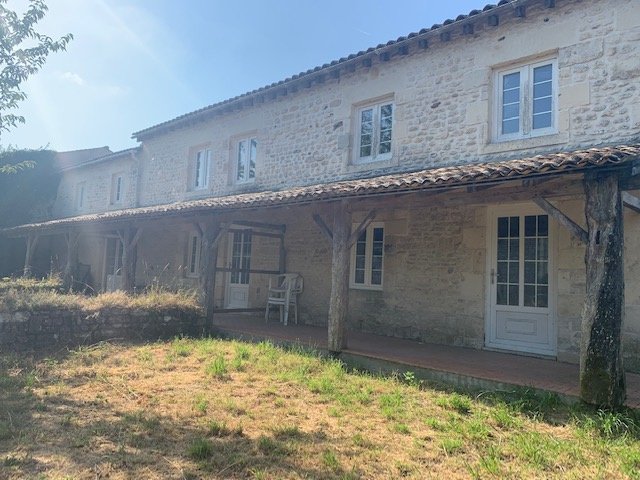 Haus in Saint-Ciers-du-Taillon, Neu-Aquitanien, Frankreich 4 - 18882112