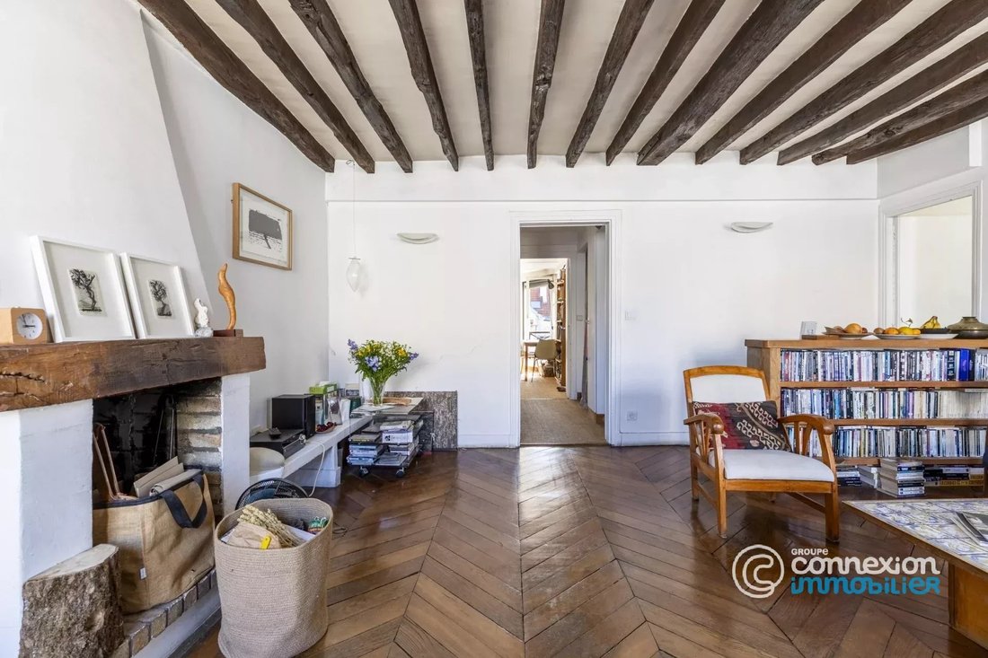 Apartment in Saint Vincent de Paul-Lariboisière, Paris 10e Arrondissement, Paris 4 - 18891231