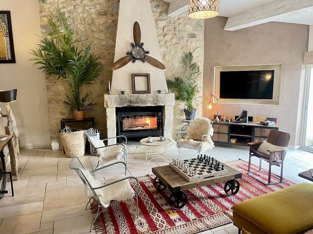 Haus in Viviers, Auvergne-Rhone-Alpen, Frankreich 4 - 18882599