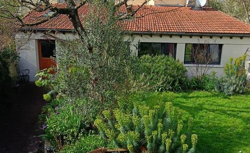 Casa en Aulnay-sous-Bois, Isla de Francia, Francia 1
