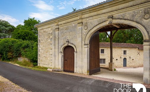 Casa en Les Trois-Moutiers, Nueva Aquitania, Francia 1
