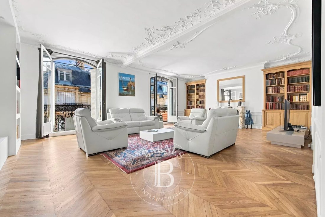 Wohnung in Courcelles-Wagram, Paris 17e Arrondissement, Paris 1 - 18880481