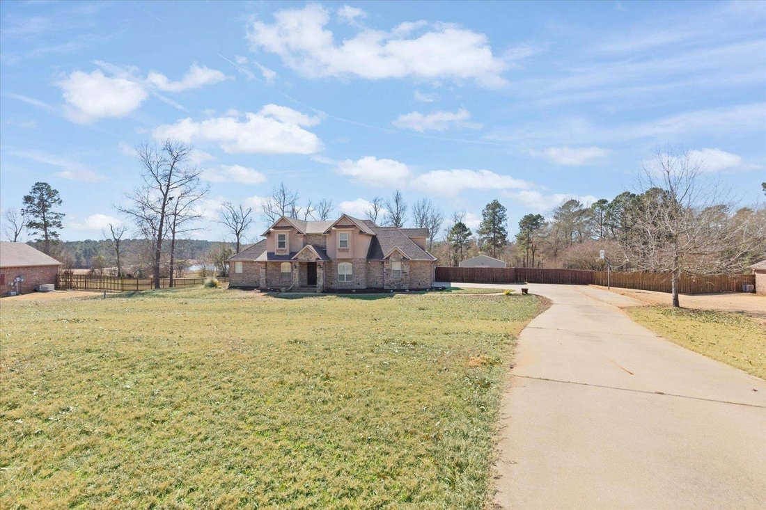 House in Longview, Texas, United States 2 - 18879194