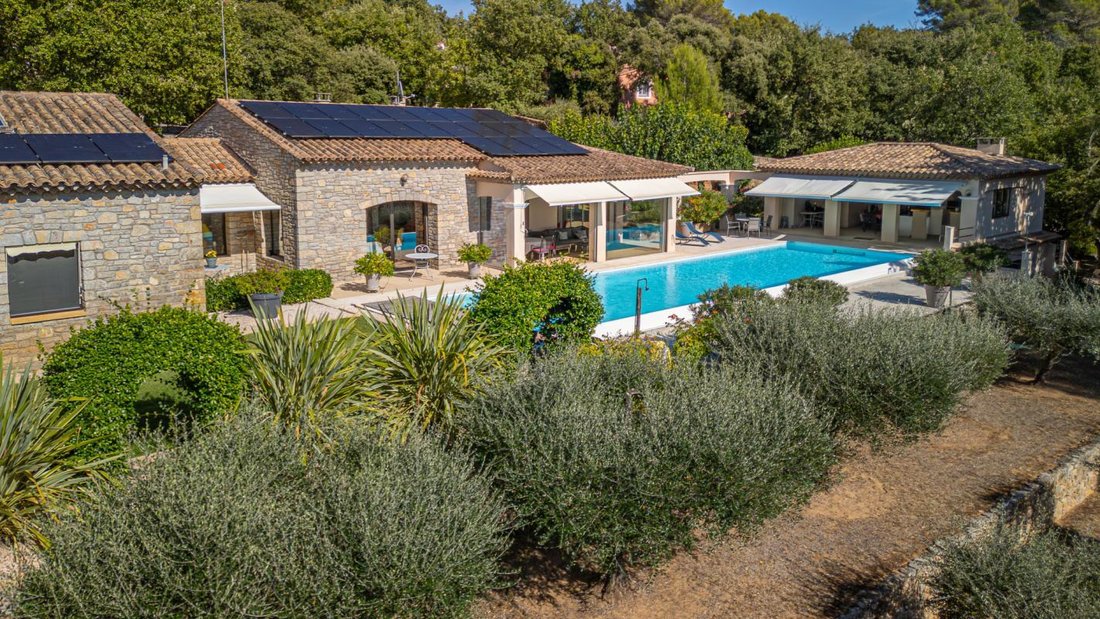 Villa in Flayosc, Provence-Alpes-Côte d'Azur, France 2 - 18881072
