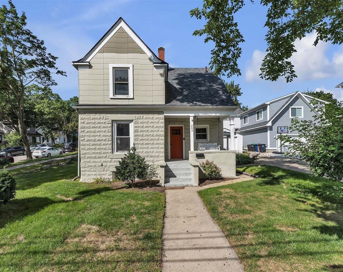 Maison à Ann Arbor, Michigan, États-Unis 1 - 18879457