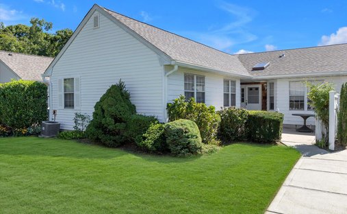 Condo in Yaphank, New York, United States 1