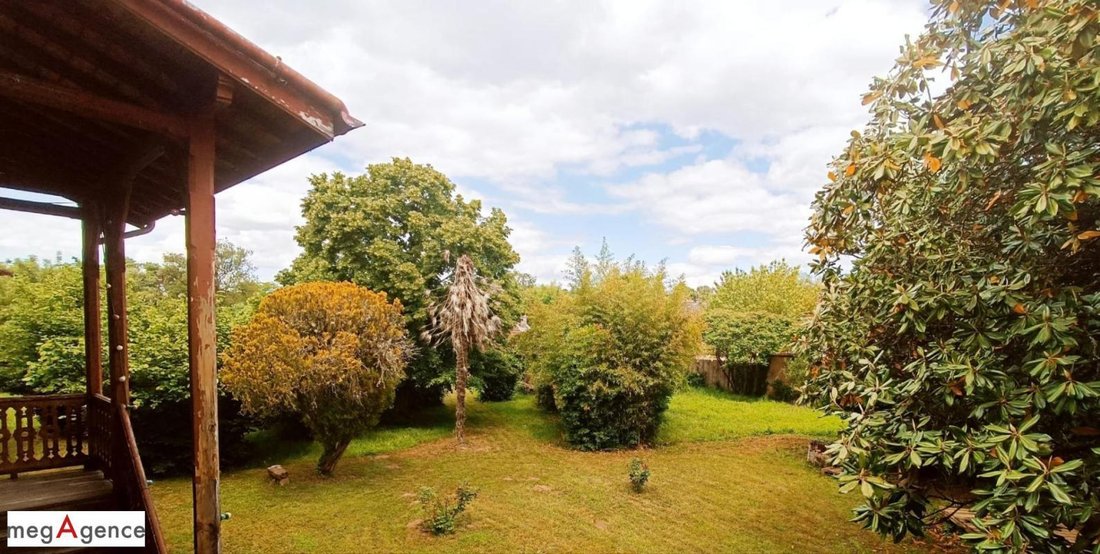 Casa en Quinsac, Nueva Aquitania, Francia 1 - 18886427
