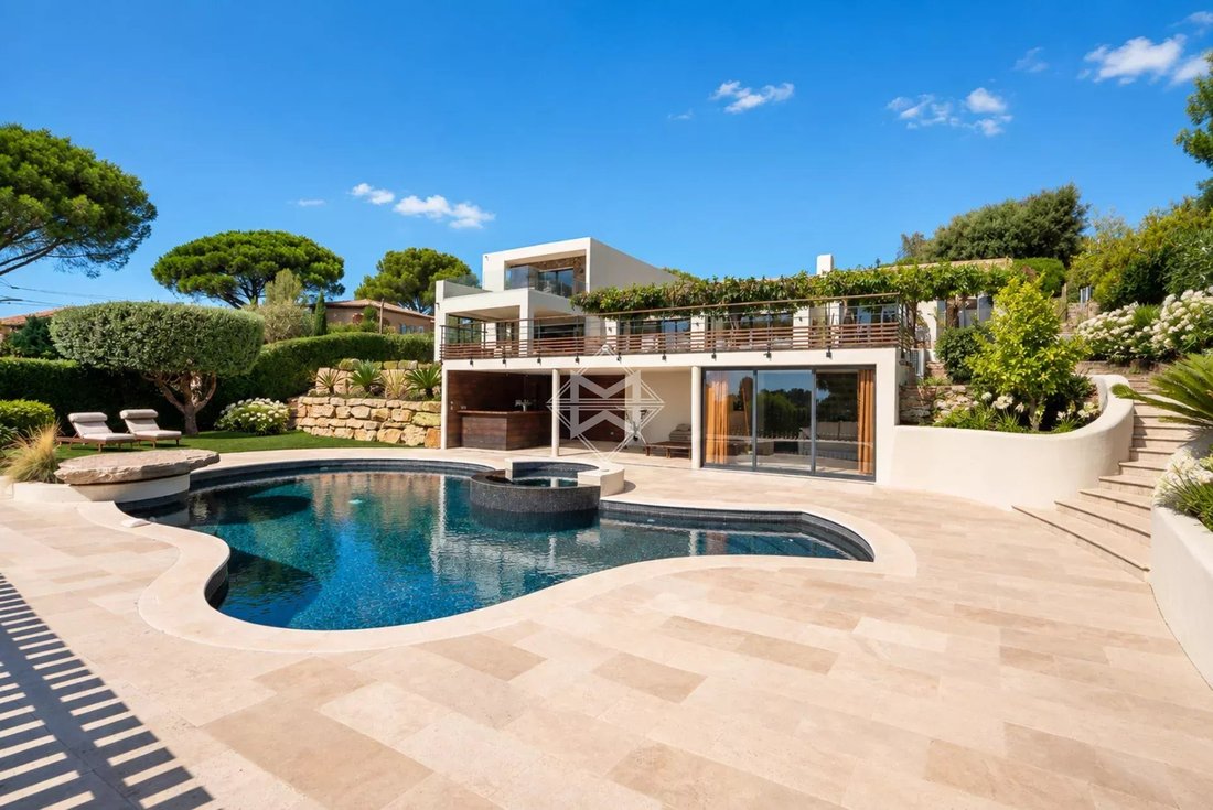 Villa en La Croix-Valmer, Provenza-Alpes-Costa Azul, Francia 3 - 18885481