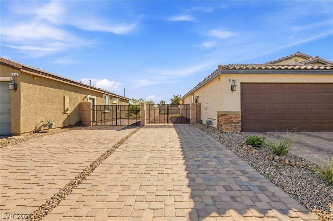 House in Las Vegas, Nevada, United States 4 - 18876337