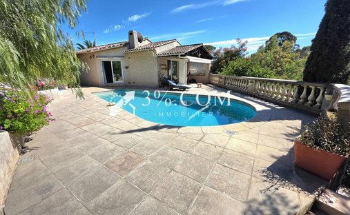 Villa en Valescure-Vaulongue-Clair Bois-Vallon Suveret, Saint-Raphaël, Francia 1