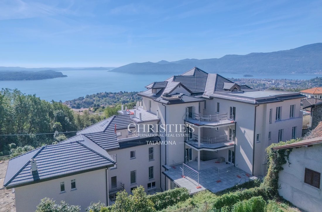 Apartment in Arizzano, Piedmont, Italy 1 - 17728033