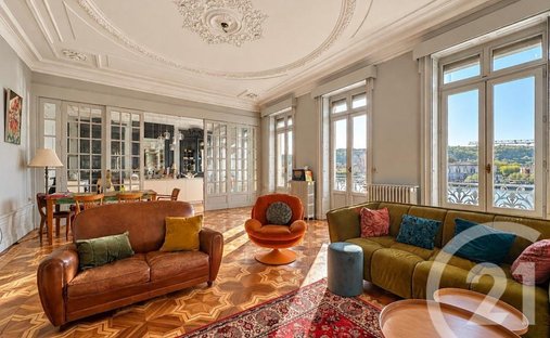 Apartamento en Les-Collines, Vienne, Francia 1