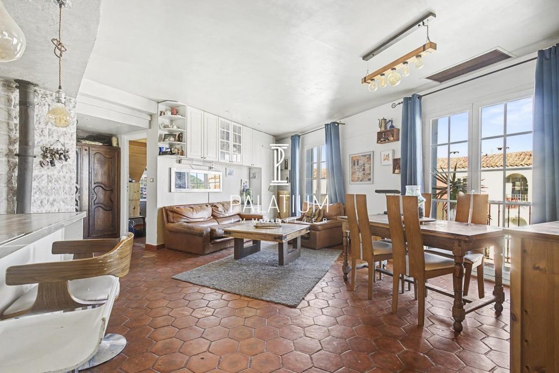 Apartamento en Grimaud, Provenza-Alpes-Costa Azul, Francia 2 - 18882167