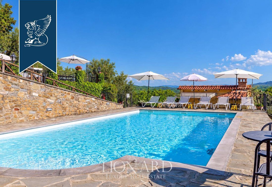 Villa in Santa Firmina, Arezzo, Tuscany 2 - 15263469