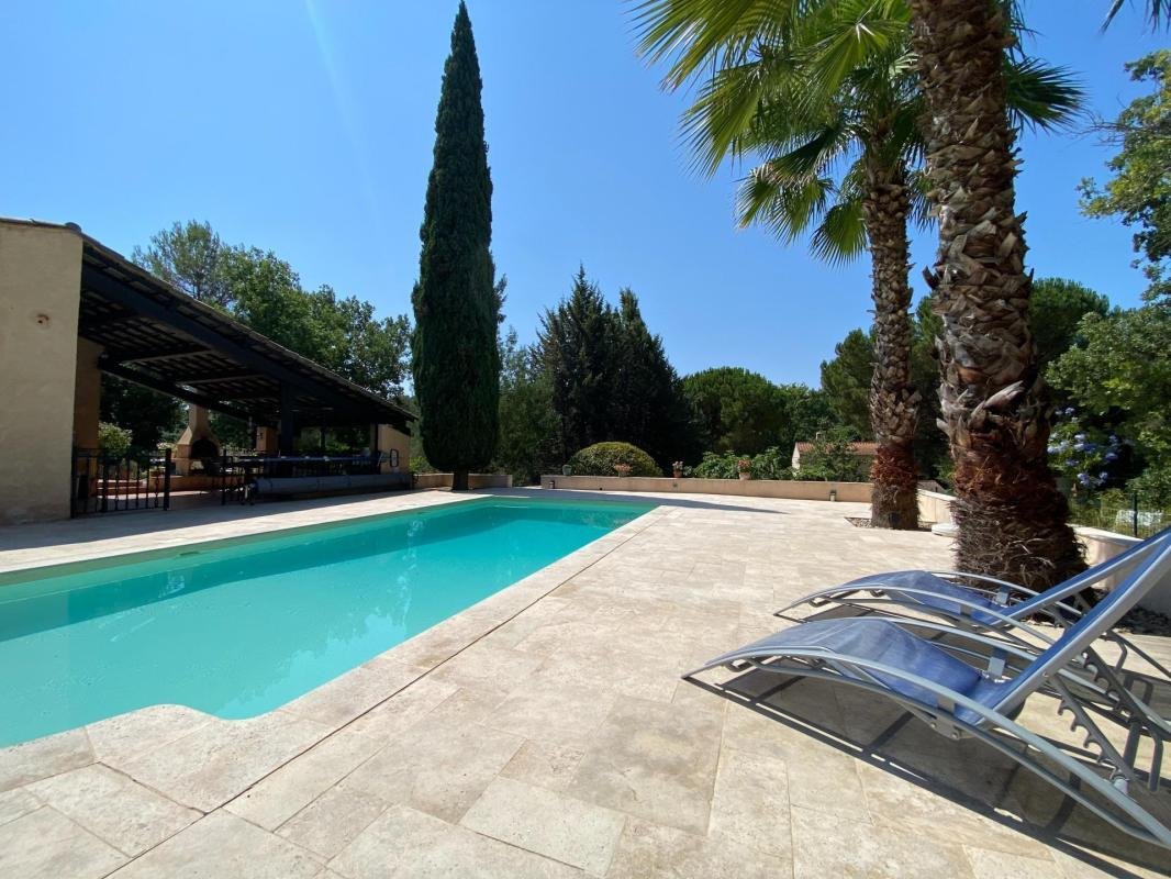Villa à Le Val, Provence-Alpes-Côte d'Azur, France 3 - 18887337