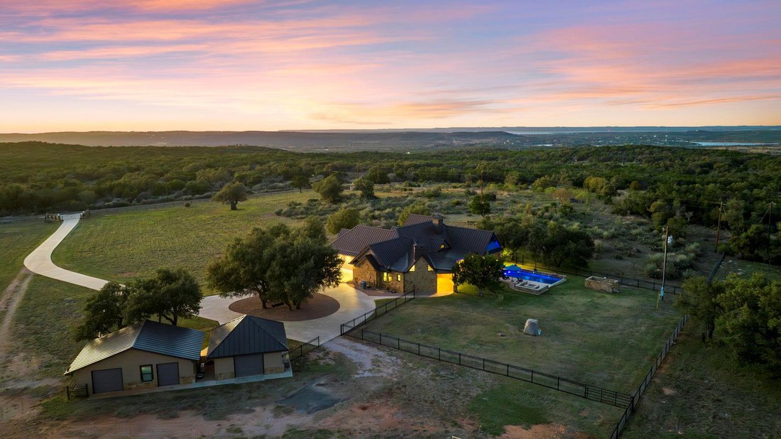 Casa en Burnet, Texas, Estados Unidos 1 - 18892577