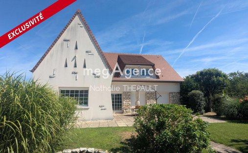 Haus in Guernes, Île-de-France, Frankreich 1