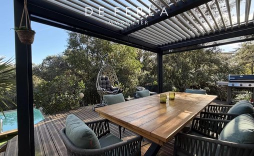House in Frejus, Provence-Alpes-Côte d'Azur, France 1