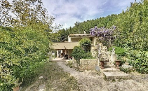 Haus in Cheval-Blanc, Provence-Alpes-Côte d'Azur, Frankreich 1