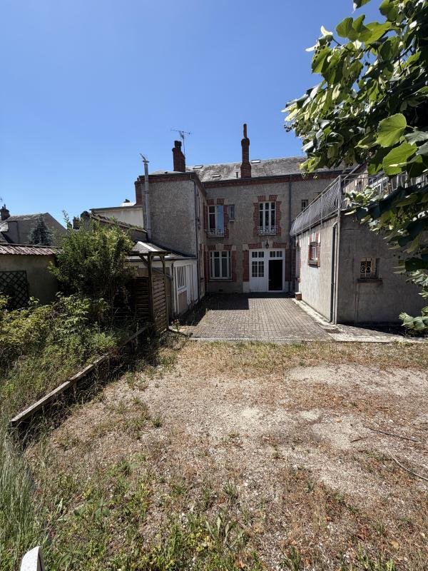 House in Barriere Saint Marc, Fleury-les-Aubrais, France 2 - 18881693