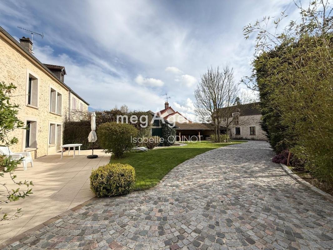 House in Thoiry, Ile-de-France, France 3 - 18885877