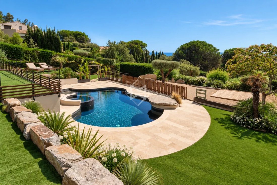 Villa en La Croix-Valmer, Provenza-Alpes-Costa Azul, Francia 5 - 18885481