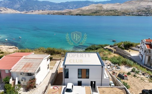 Villa in Zadar County, Croatia 1