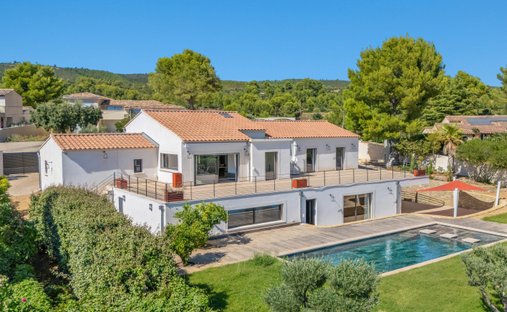Casa en La Cadière-d'Azur, Provenza-Alpes-Costa Azul, Francia 1