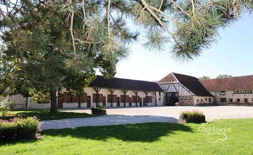 Landhaus in Vanlay, Grand Est, Frankreich 1