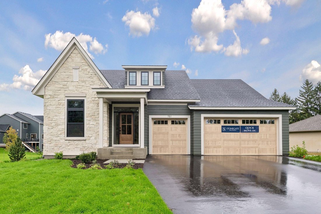 House in Chanhassen, Minnesota, United States 1 - 17987005