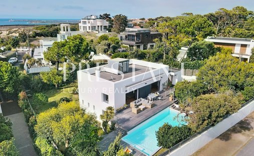 House in Anglet, Nouvelle-Aquitaine, France 1