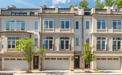 Townhouse in Bethesda, Maryland, United States 1