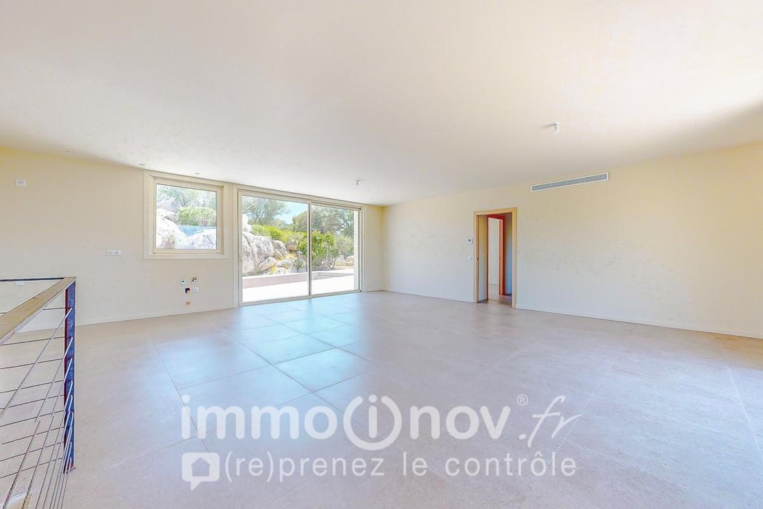 House in Sainte-Lucie-de-Porto-Vecchio, Corsica, France 5 - 18880565
