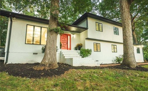 House in Hickory, North Carolina, United States 1